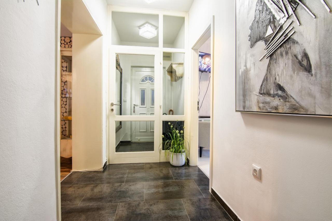 Francesca Luxury Apartma